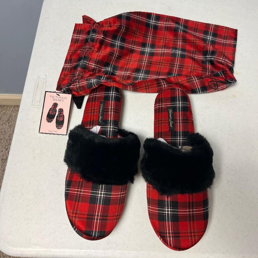 Victoria's Secret Slippers